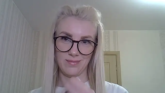 Snapshot of Pabonya91 chatting on 02-20-25, 02:13 Pabonya91 online show from 02-20-25, 02:13