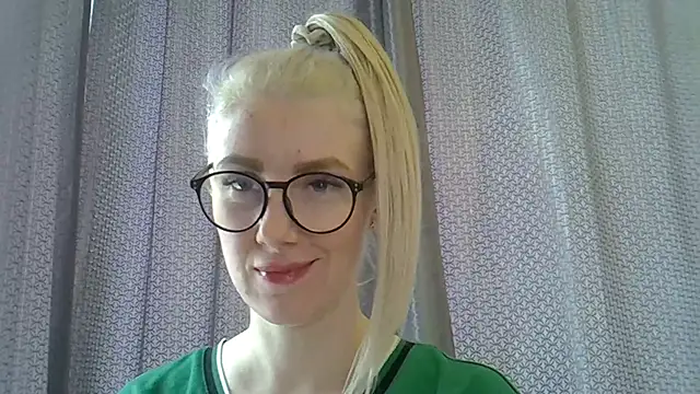 Snapshot of Pabonya91 chatting on 03-18-25, 12:14 Pabonya91 online show from 03-18-25, 12:14