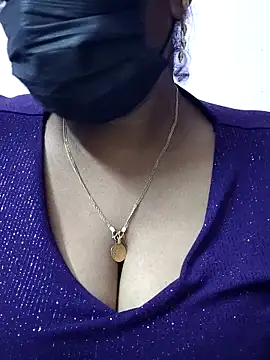 mallu-sumi online show from 04-17-26, 04:21