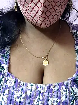 Snapshot of mallu-sumi chatting on 05-23-26, 11:53 mallu-sumi online show from 05-23-26, 11:53