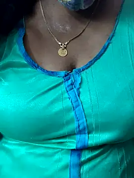 mallu-sumi online show from 07-12-26, 04:03