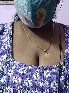 mallu-sumi online show from 07-15-26, 11:54