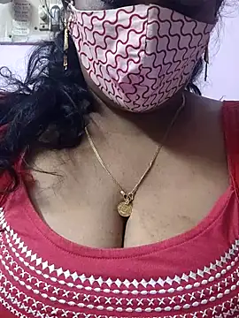mallu-sumi online show from 07-24-26, 12:36