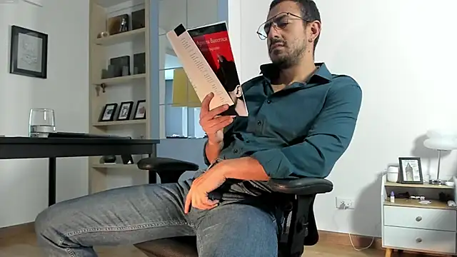 Snapshot of pablo-rincon95 chatting on 06-01-26, 03:47 pablo-rincon95 online show from 06-01-26, 03:47