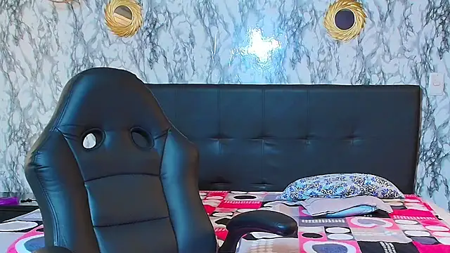 Emily Trujillo online show from 03-21-25, 08:29