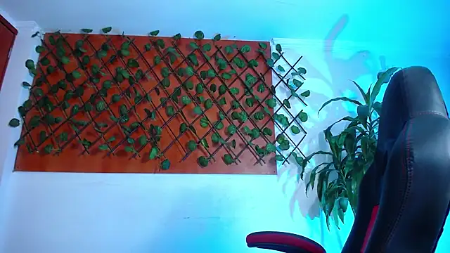 Emily Trujillo online show from 03-07-26, 05:32