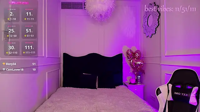 Snapshot of horny_blondiee chatting on 02-22-25, 11:35 horny blondiee online show from 02-22-25, 11:35