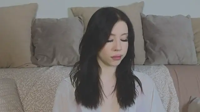 Snapshot of AnnTaint chatting on 12-13-24, 01:01 AnnTaint online show from 12-13-24, 01:01