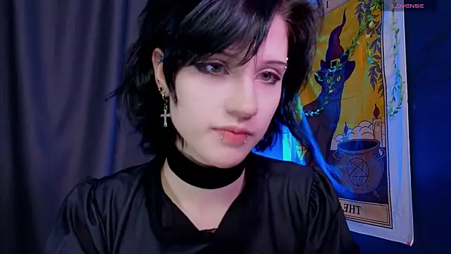 Snapshot of dark_vamp_ chatting on 01-03-25, 09:15 dark vamp online show from 01-03-25, 09:15