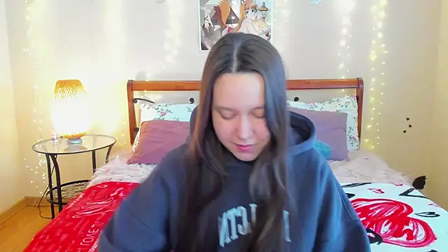 Mira Karter online show from 05-13-26, 03:04