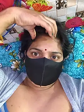 Snapshot of PeaCoooock chatting on 11-07-25, 05:13 PeaCoooock online show from 11-07-25, 05:13