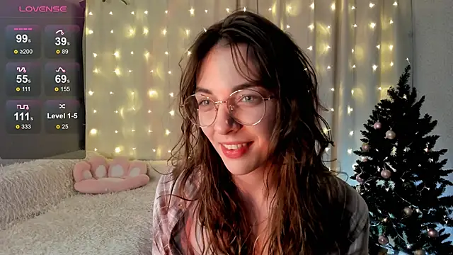 Snapshot of AraCopple chatting on 12-29-24, 07:22 AraCopple online show from 12-29-24, 07:22