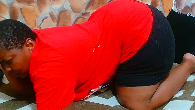 Snapshot of AfricanBigAssxx98 chatting on 10-18-25, 06:52 AfricanBigAssxx98 online show from 10-18-25, 06:52