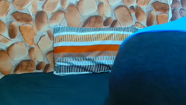 Snapshot of AfricanBigAssxx98 chatting on 10-25-25, 09:39 AfricanBigAssxx98 online show from 10-25-25, 09:39