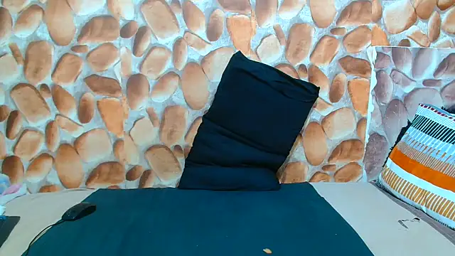 Snapshot of AfricanBigAssxx98 chatting on 10-31-25, 09:27 AfricanBigAssxx98 online show from 10-31-25, 09:27