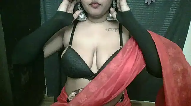 Snapshot of Your-love-12 chatting on 12-04-24, 02:26 Your-love-12 online show from 12-04-24, 02:26