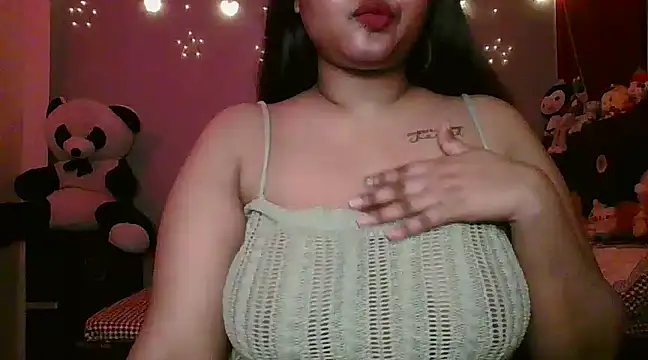 Snapshot of Your-love-12 chatting on 03-01-25, 02:13 Your-love-12 online show from 03-01-25, 02:13