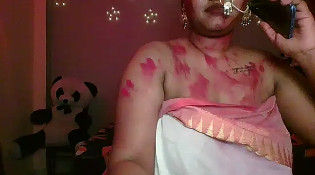 Snapshot of Your-love-12 chatting on 03-14-25, 06:07 Your-love-12 online show from 03-14-25, 06:07