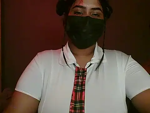 Snapshot of Your-love-12 chatting on 10-25-25, 11:21 Your-love-12 online show from 10-25-25, 11:21