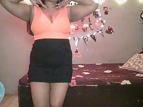 Snapshot of Your-love-12 chatting on 10-30-25, 07:58 Your-love-12 online show from 10-30-25, 07:58