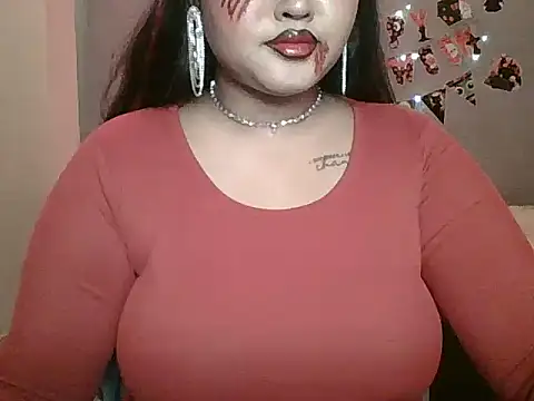 Snapshot of Your-love-12 chatting on 10-31-25, 09:05 Your-love-12 online show from 10-31-25, 09:05