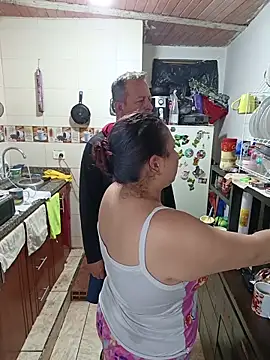 Snapshot of ZuriandAlex chatting on 11-15-25, 01:25 ZuriandAlex online show from 11-15-25, 01:25