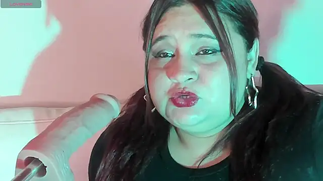 Snapshot of electrabig_6 chatting on 11-07-25, 04:01 electrabig 6 online show from 11-07-25, 04:01