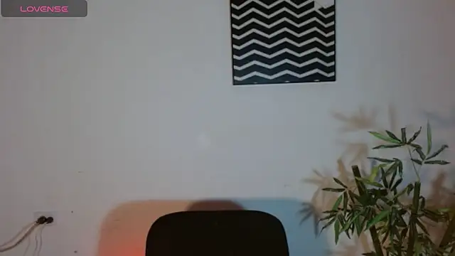 Snapshot of KamilaParrisx chatting on 06-18-26, 02:45 KamilaParrisx online show from 06-18-26, 02:45