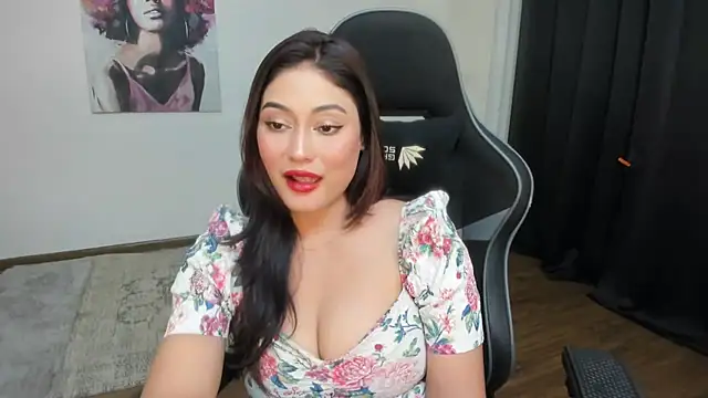 Snapshot of GoddessAnna chatting on 02-20-25, 06:02 GoddessAnna online show from 02-20-25, 06:02