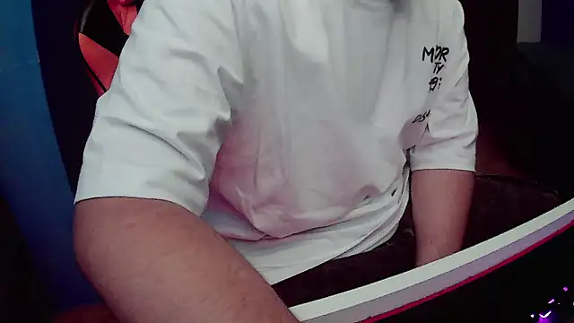 Snapshot of pisceslost chatting on 11-23-25, 12:32 pisceslost online show from 11-23-25, 12:32