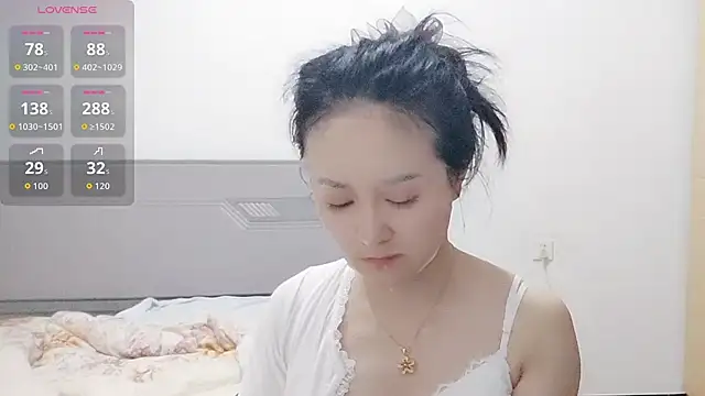 fanfan-FF online show from 03-26-26, 01:06