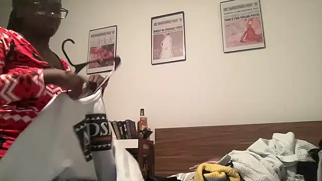 AveryJ99 online show from 12-20-24, 10:54