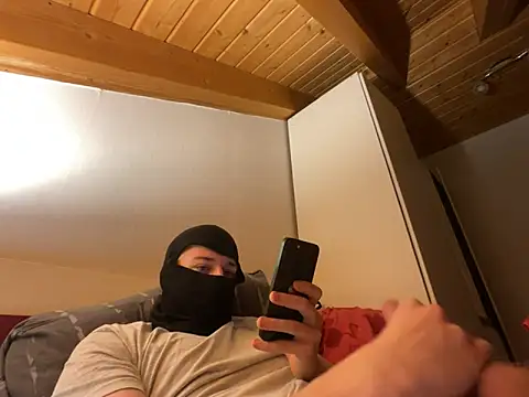 Snapshot of Jan_berger chatting on 01-17-25, 07:08 Jan berger online show from 01-17-25, 07:08