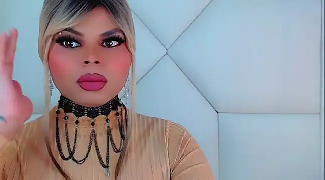 Snapshot of AdanKinng chatting on 12-27-24, 06:24 AdanKinng online show from 12-27-24, 06:24