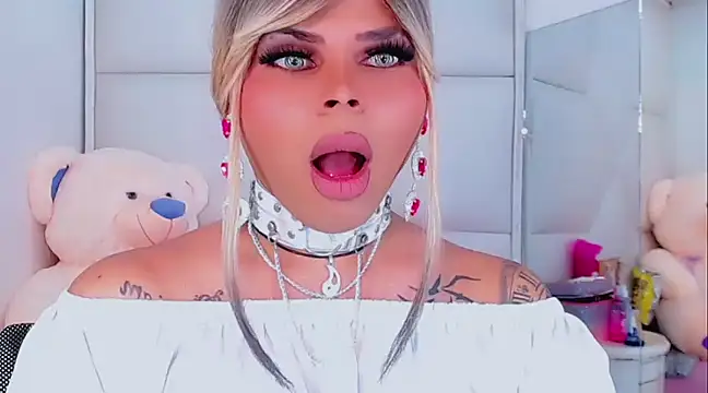 Snapshot of AdanKinng chatting on 01-29-25, 10:16 AdanKinng online show from 01-29-25, 10:16