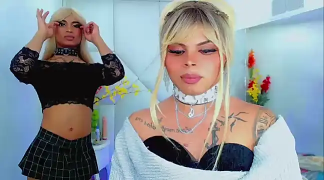 Snapshot of AdanKinng chatting on 03-03-25, 07:10 AdanKinng online show from 03-03-25, 07:10