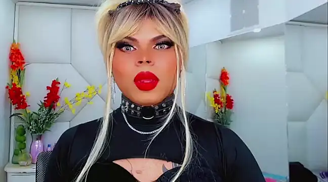 Snapshot of AdanKinng chatting on 03-09-25, 11:14 AdanKinng online show from 03-09-25, 11:14