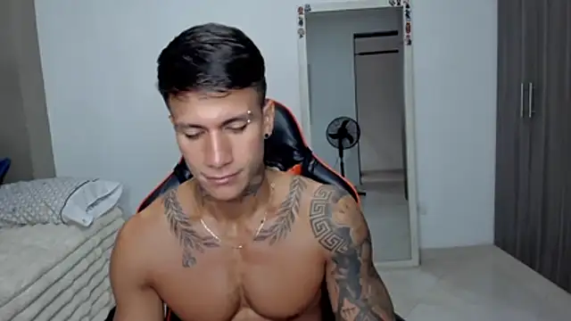 pettergrey1 online show from 02-15-26, 12:25