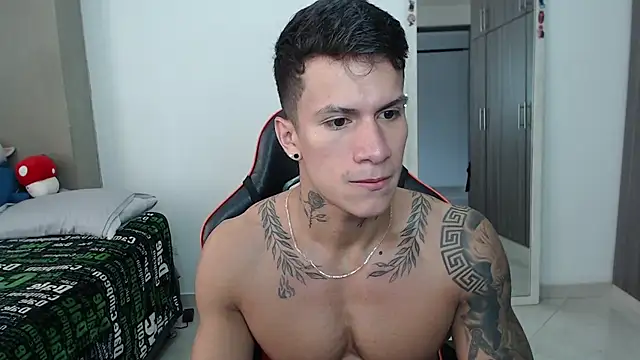 pettergrey1 online show from 03-06-26, 02:46