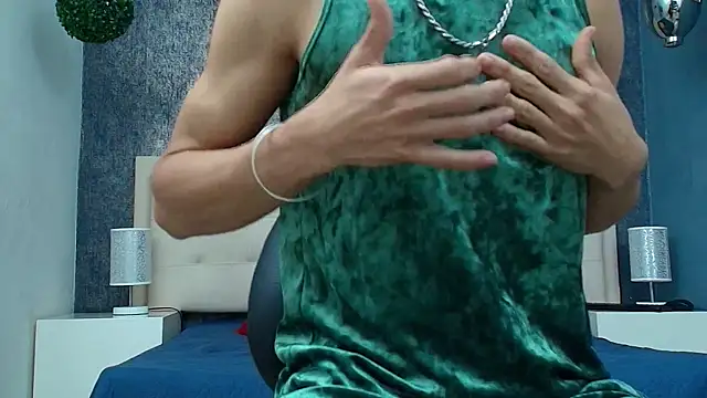 Erick Zhimerman online show from 01-12-26, 04:18