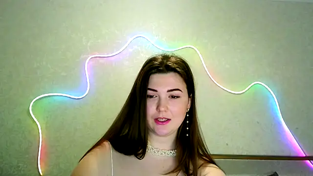 Snapshot of SeductiveTati chatting on 11-21-25, 11:36 SeductiveTati online show from 11-21-25, 11:36