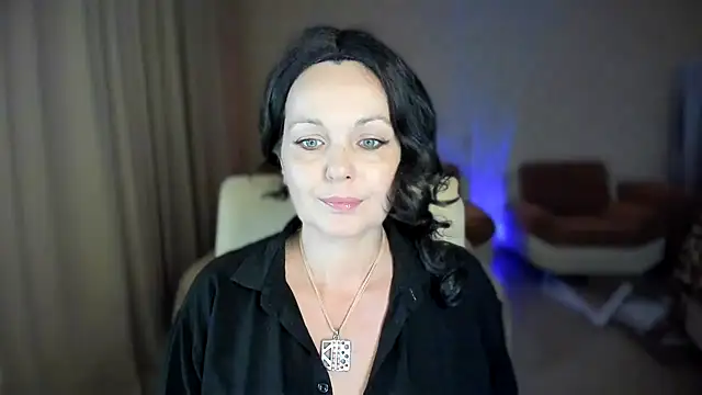 Snapshot of WitchBlueRose chatting on 09-21-25, 04:19 WitchBlueRose online show from 09-21-25, 04:19