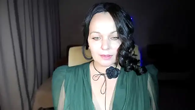 Snapshot of WitchBlueRose chatting on 10-21-25, 05:13 WitchBlueRose online show from 10-21-25, 05:13