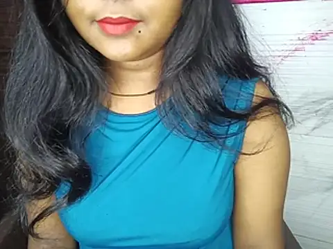 Snapshot of Muktha chatting on 06-14-26, 04:09 Muktha online show from 06-14-26, 04:09