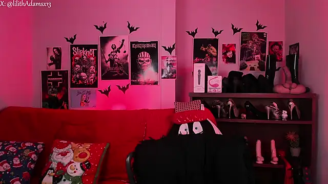 lilith-deveraux online show from 12-16-25, 02:22