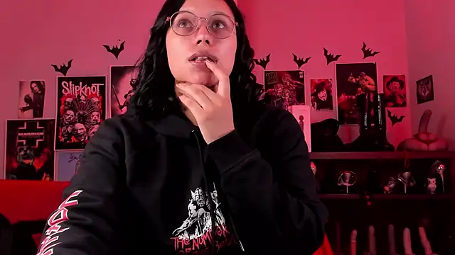 lilith-deveraux online show from 04-01-26, 02:58