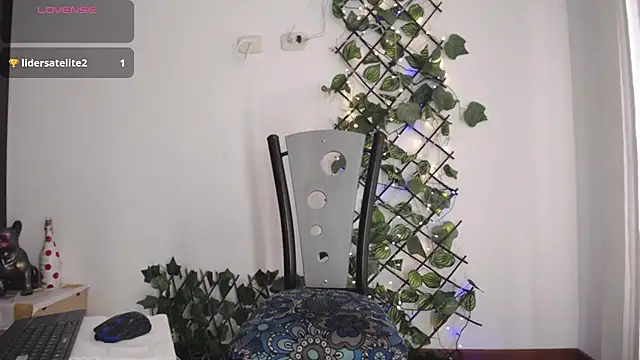 Snapshot of darkviper26 chatting on 02-25-25, 05:25 darkviper26 online show from 02-25-25, 05:25