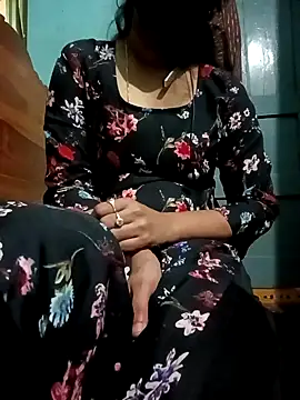 gunjan22 online show from 12-29-24, 07:39