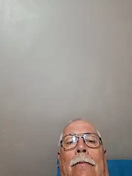 NawtyB1965 online show from 12-19-25, 03:57