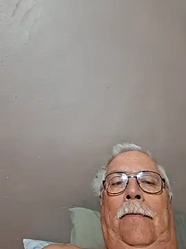 Snapshot of NawtyB1965 chatting on 04-29-26, 03:54 NawtyB1965 online show from 04-29-26, 03:54